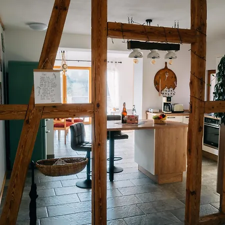 Apartment Altensteinblick *
